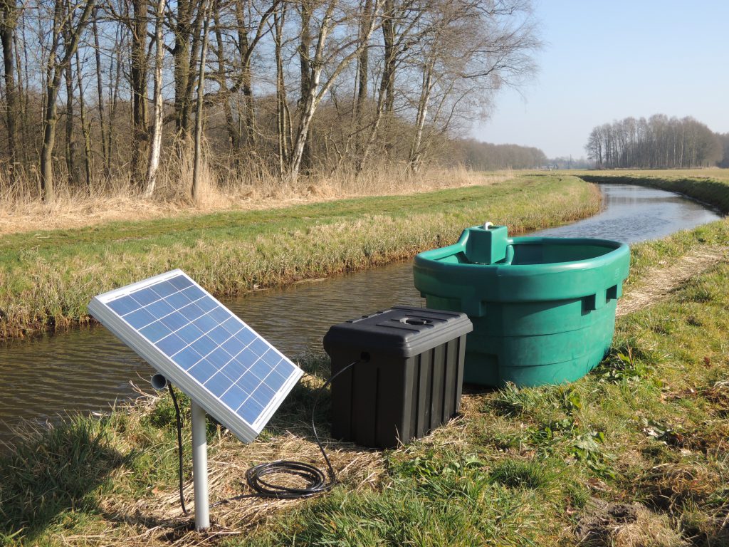 Klagen Beïnvloeden Omkleden Solar weidedrinksystemen – GiWell Watertechniek
